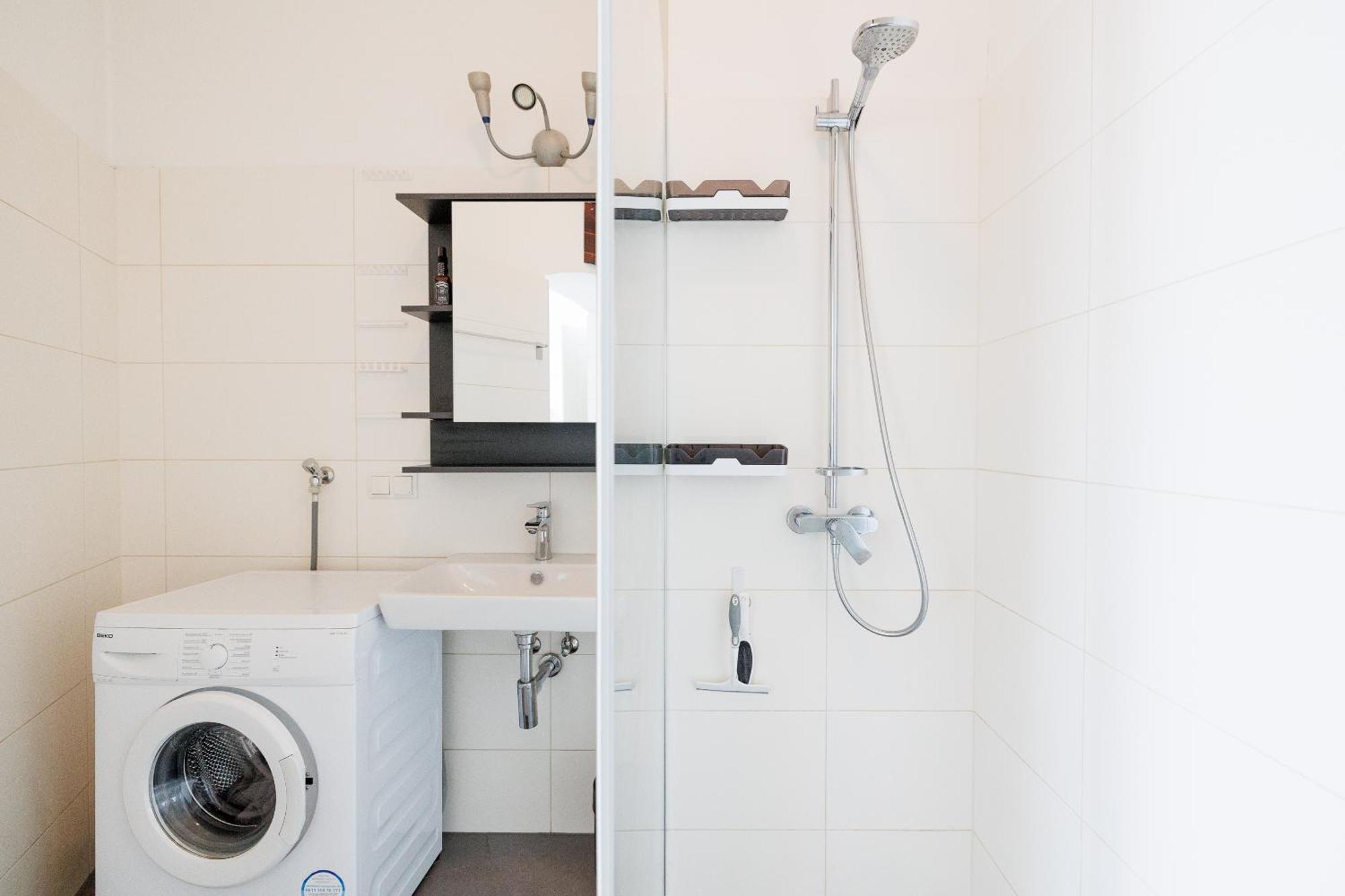 Modern City Apartment In فيينا المظهر الخارجي الصورة